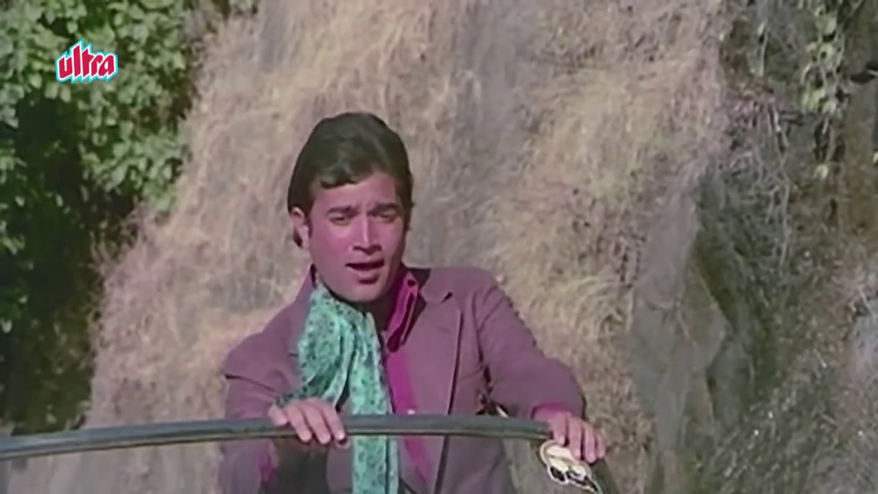 Chala Jata Hoon Lyrics in Hindi and English - Kishore Kumar, Mere Jeevan Saathi (1972)